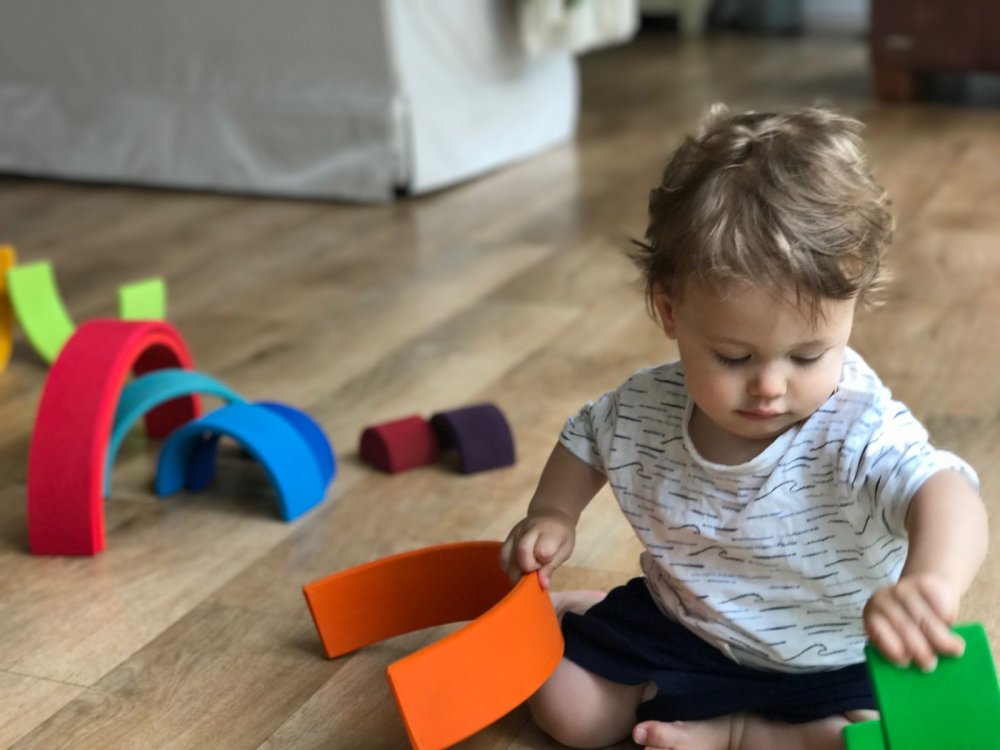 Review Grimm’s Rainbow (12 Pieces) DEVON MAMA